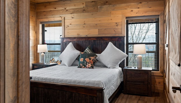 Talkin' Tennessee 3 Bedroom Cabin by RedAwning - Foto 3, Habitación