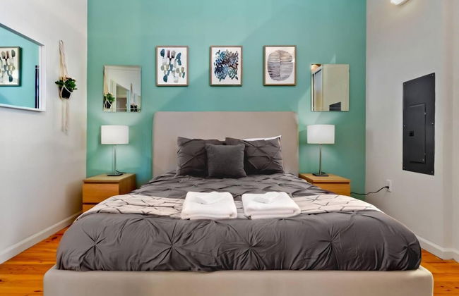 Historic Brick 2 Bedroom Getaway, Wifi - Foto 6