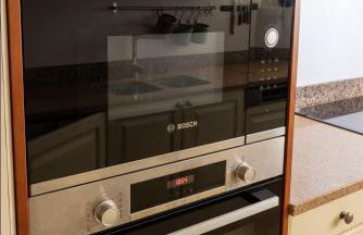 Sunny 3-Bedroom Apartment - Foto 17