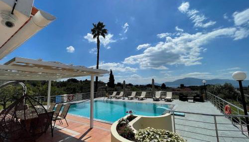 Kouvelia Country Home Luxury Villa Rental - Foto 5, sunbed