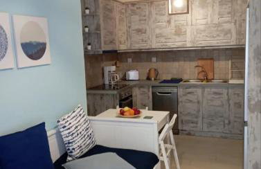 Cozy Studio in Beautiful Apollonas Beach Naxos - Photo 4