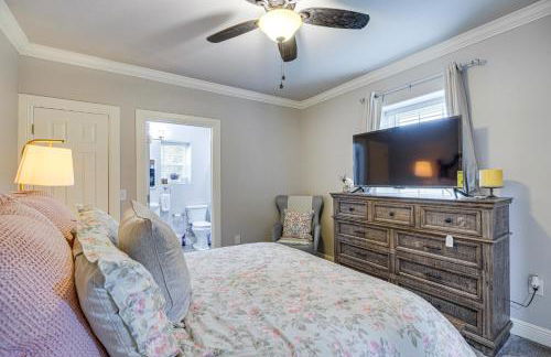 Fully Updated and Convenient! Baytown Home Near Dtwn - Foto 16