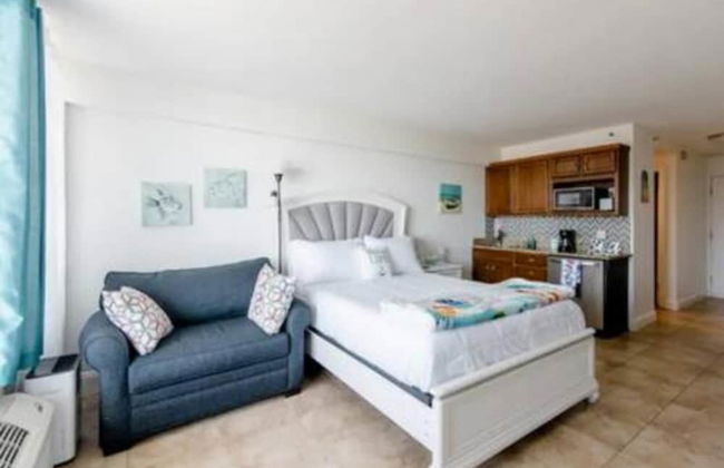 613 3 Beds Luxury Beachfront Studio Ideal 4 Long Stays - Foto 12