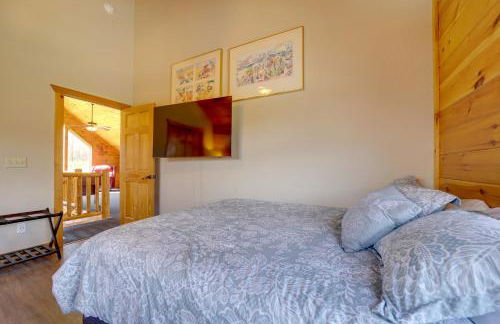 Maggie Valley Cabin with Private Hot Tub and Game Room - Foto 21