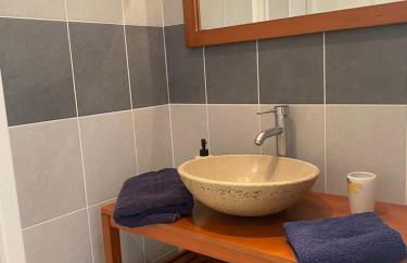 Villa Luxe Arnage aux portes du Circuit Piscine Chauffée - Photo 24