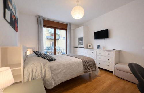 -7 beds- 5 minutes from the airport - - Foto 29