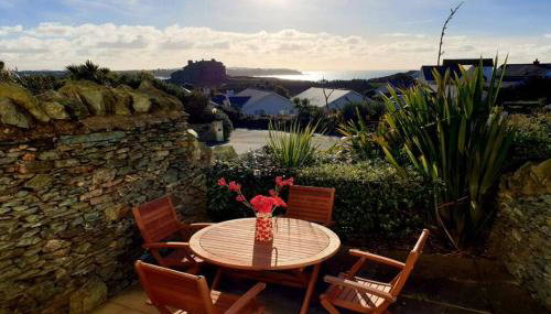 24 CLIFF APARTMENT-3 BED-GROUND FLOOR-SEA VIEWS - Foto 3