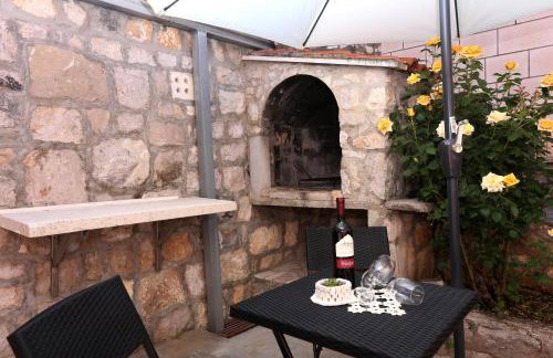 Guest House Roses - Photo 12