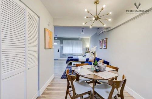 The Moose #9 - Brand New Luxe Modern loft with Free Parking, King Bed & Fast WiFi - Foto 19