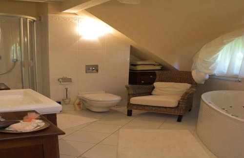 Seaside Villa with Sauna - Foto 21