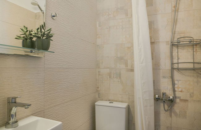 Queen Bee Residence - Photo 62