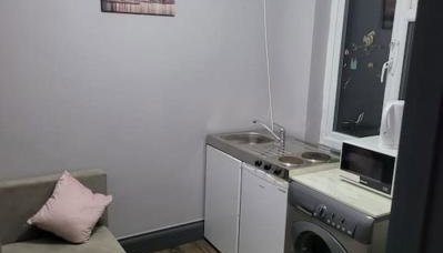 Sleek 2 bedroom flat-sleeps up to 5 guest - Foto 3