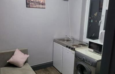 Sleek 2 bedroom flat-sleeps up to 5 guest - Foto 3