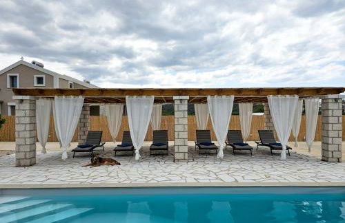 Rafaelia Premium villa with private pool in Drepano - Foto 8