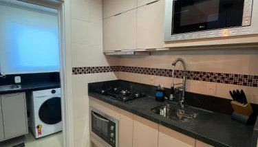 Apartamento espetacular, 2 suítes, a 30m da Rua Coberta - Foto 4