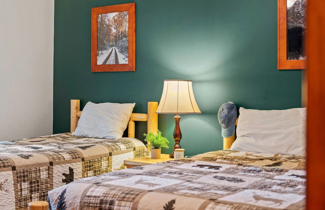 Bear Paw Lodge by Avantstay Hot Tub Deck Fire Pit - Foto 40