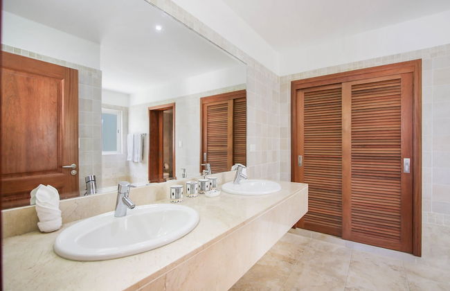 Luxury Golf Villa in Bavaro Cocotal Palma Real Pool Jacuzzi Staff - Foto 9