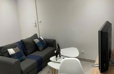 Chez Julie petit appartement une chambre rez jardin maison - Foto 14