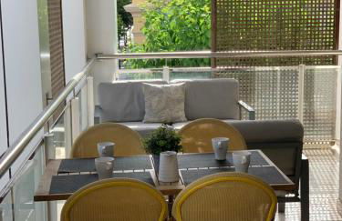 SOLIMAR 10 SALOU Solo FAMILIAS con Parking y piscina - Foto 37