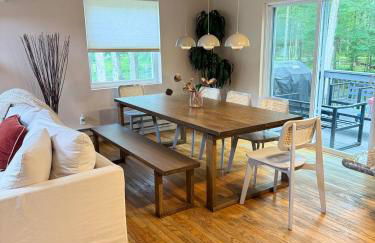 Poconos Modern Chalet I Hot Tub I Home Theater I Fenced Yard I Pet Friendly - Foto 23