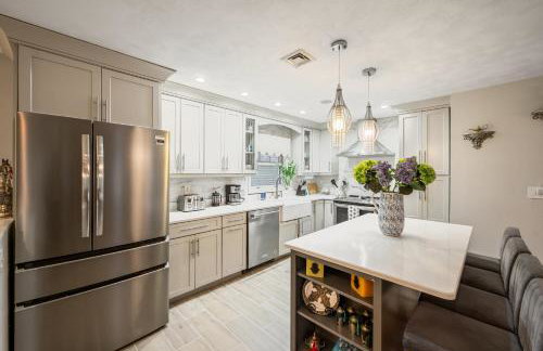 Charming Boston Retreat 3BR Parking Perfect for Families & Groups - Foto 27