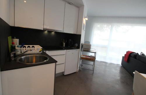 Apartamento 2 dormitorios con piscina y jardín - Apartamentos Montesomo - Foto 11