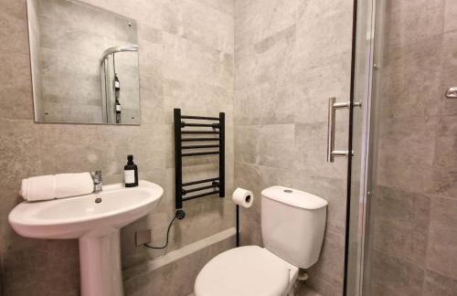 Free Parking City Centre Flat by City SuperHost - Photo 8