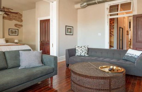 Charming Cozy & Convenient STL Gem ABODEbucks - Foto 28