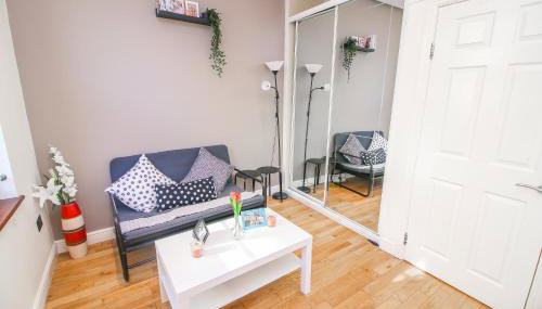 Studio Flat near Liverpool st & Shoreditch London. - Foto 1