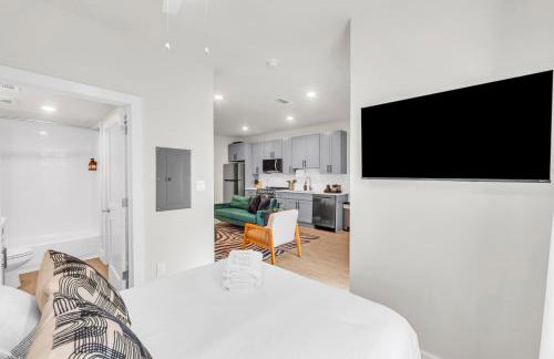 RG 2-3 DT Dallas l FIFA WORLD CUP READY l 5 Min from Love Field - Foto 9