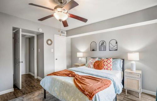 Towne Plaza Apartments #114 in the Galleria Area - Foto 9