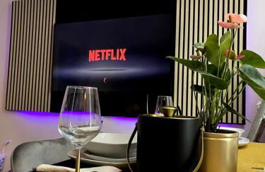 Penthouse, Sonnenbalkon, Netflix - Foto 1