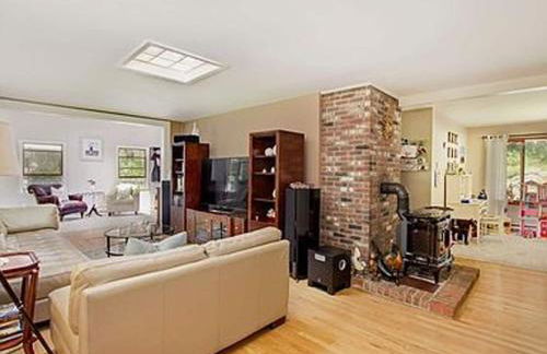 Large Private House on 5 Wooded Acres. Total Privacy! - Foto 16