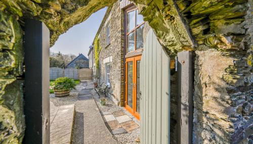 The Old Farmhouse - Photo 4