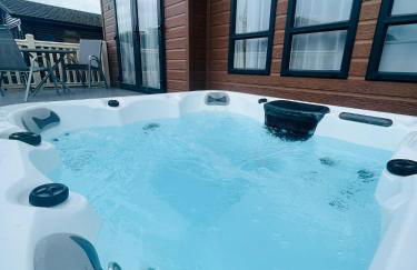 Eastgate Lodge with Hot Tub - Foto 2