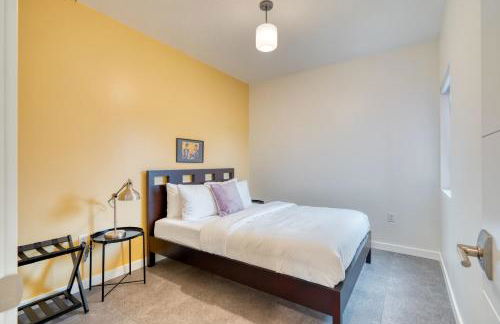 Luxury Penthouse - Rooftop Deck - 3BR - AC - Photo 17