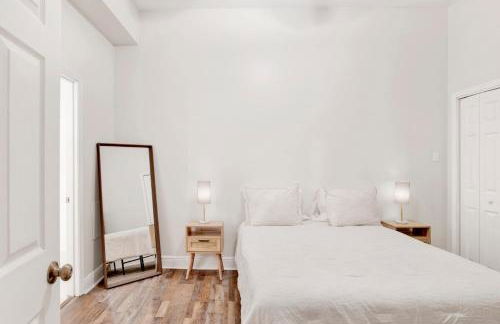 Stars on State in the Heart of Downtown - Photo 14