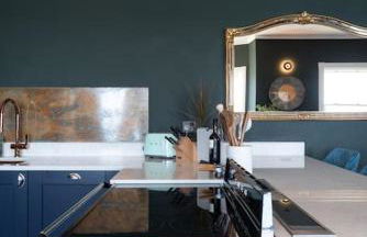 Luxury Penthouse Retreat with Epic Ocean Views & Log Burner - Foto 100