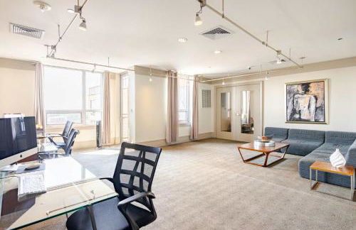 Downtown Silver Spring 2BR Skyline Balcony Suite Walkable to DC Metro LuxePad - Foto 32