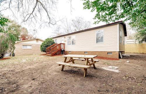 15mins to Downtown- Adorable on Taylor Both Units - Photo 37