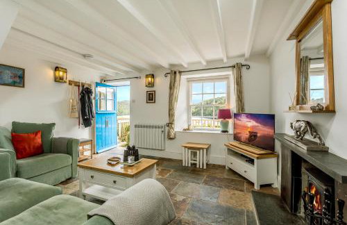 Fal River Cottage - Photo 11