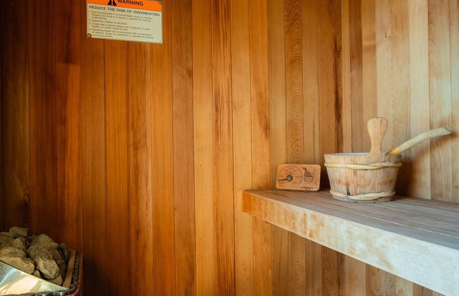 Cathedral by Avantstay Charming Secluded Estate w Sauna Pool Table Views of the Rolling Hills - Foto 43