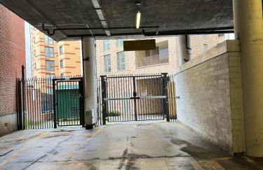 Modern 2 Bedroom Apartment in Central Croydon with Free Parking - Foto 30