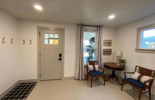 Totally renovated large family getaway! King bed - Foto 32