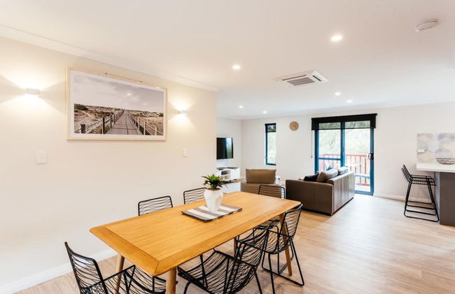 Dolphin Lodge - Photo 62