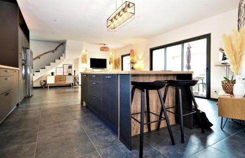 3 Bedroom Amazing Home In Montfavet - Photo 7