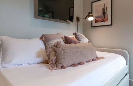 Nashville Townhouse - Walk to Food, Near Downtown! - Foto 8