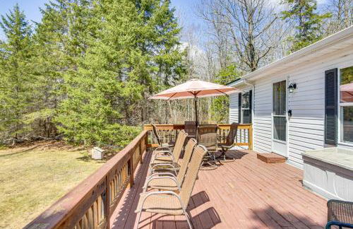 Tenstrike Lake House on 60 Acres Hike and Fish! - Foto 20