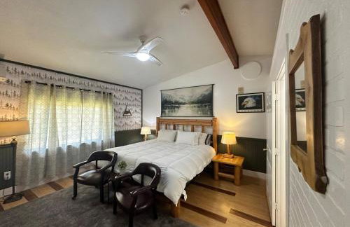 6 bedrooms! Family friendly! Spacious! PNW Rustic! - Photo 34