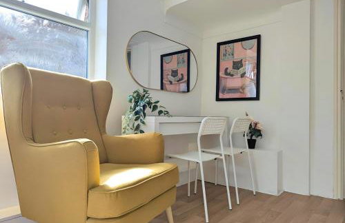 Bright 4BR Home Near Anfield & Free Parking - Foto 17
